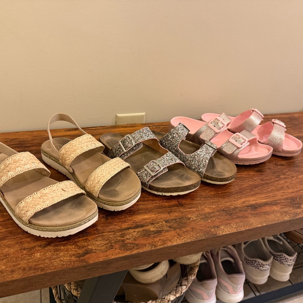 Cat & Jack Girls Size 2 Sandal Three pairs in Pink, glitter & Beige